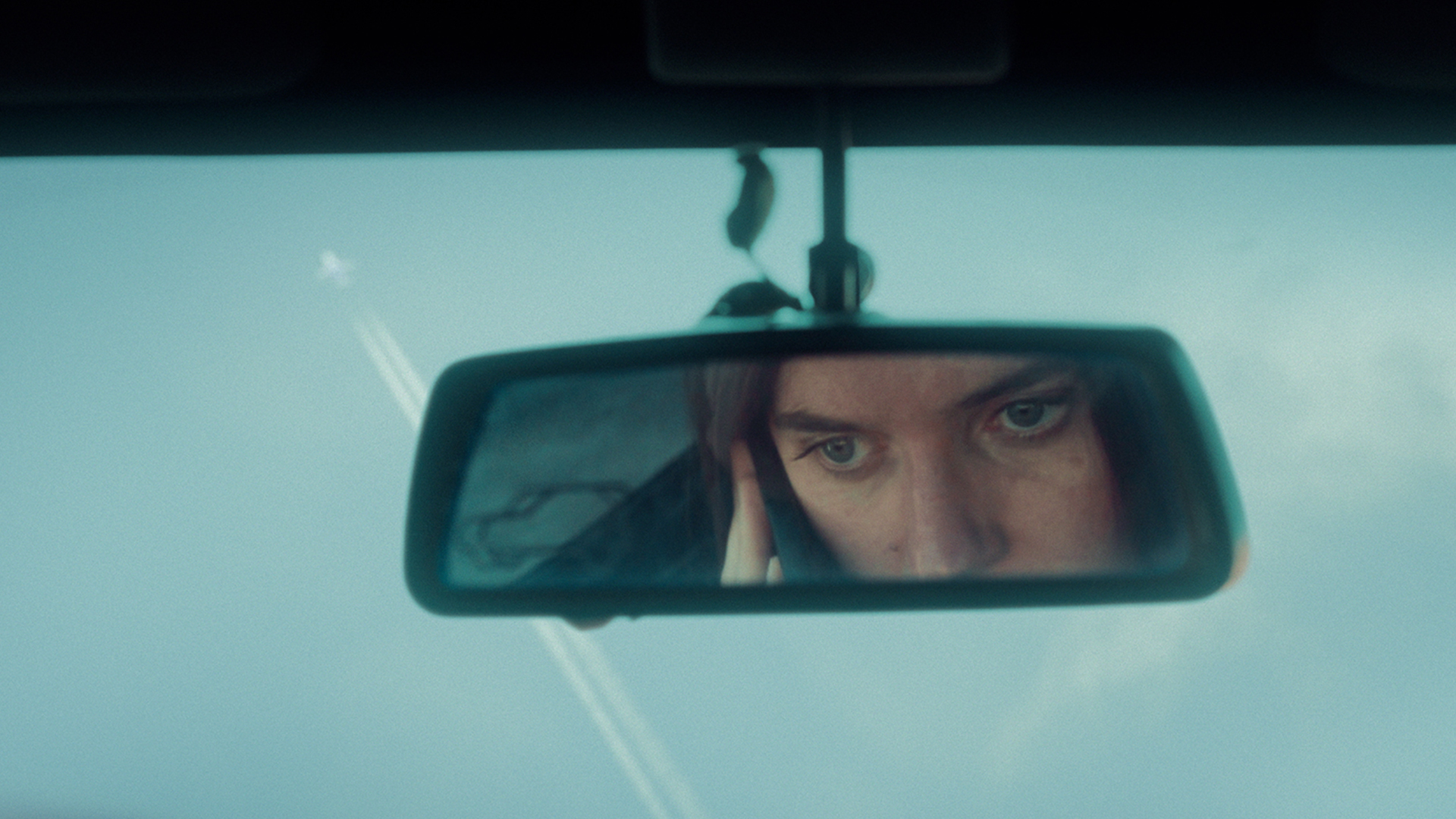 Still of the short film 'Freeze' by Niccolò Donatini, produced by Officine Fare Cinema , Istituto Europeo di Design, distributed by ShortsFit. ShortsFit Distribution. ShortsFit Distribucion. Distribuzione di cortometraggi. Sales agent. Short Films sales agency. Boutique sales agency. ShortFits. Shortsfit.
