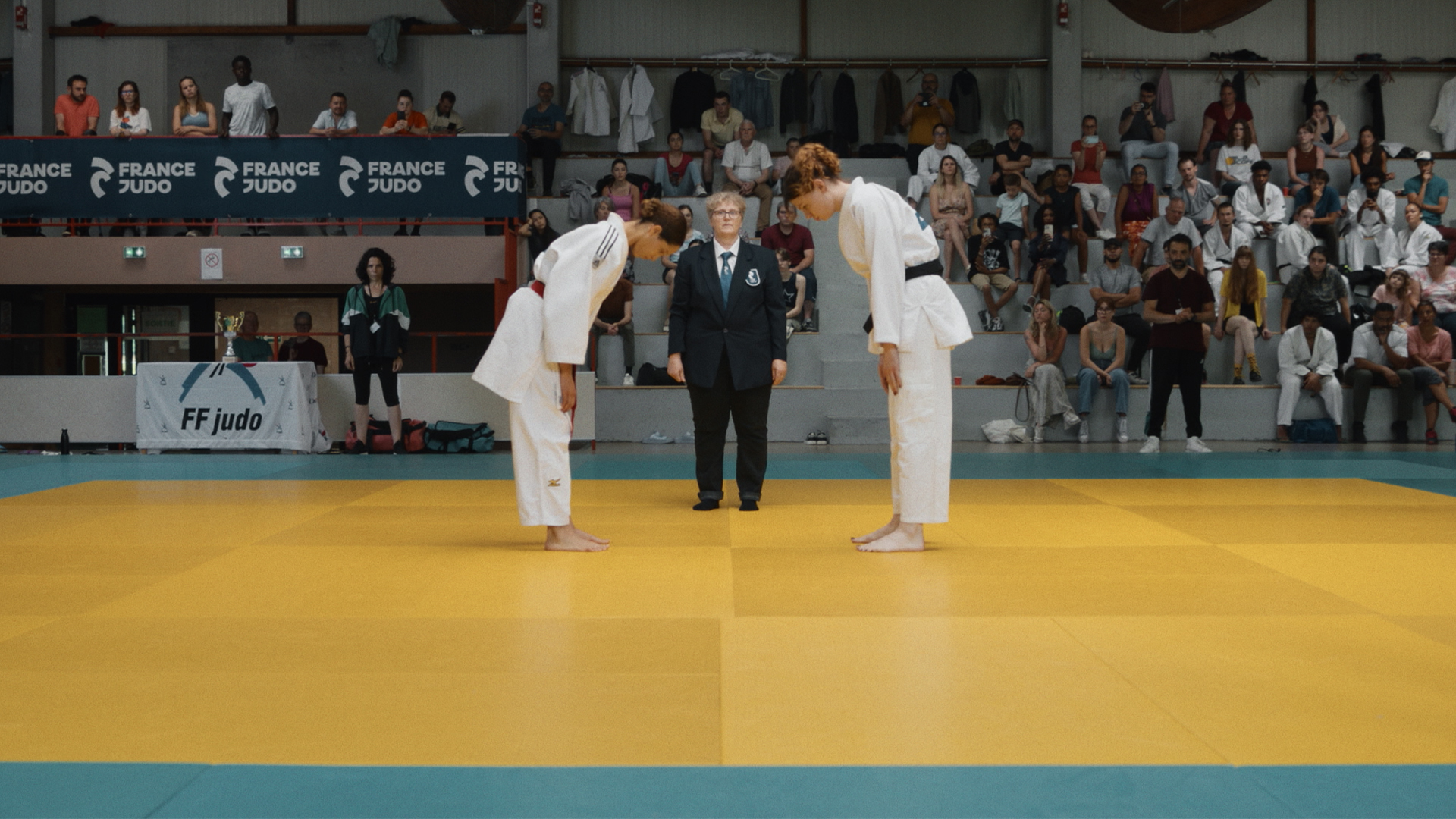 La Premiére Marche, No Contest, short film by Olivier Wright. Distribution and world sales by ShortsFit.