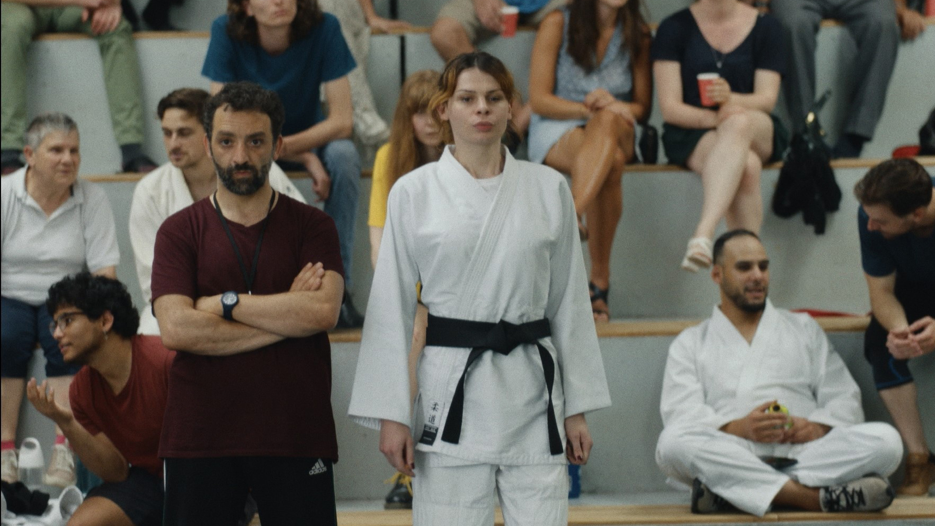 La Premiére Marche, No Contest, short film by Olivier Wright. Distribution and world sales by ShortsFit.