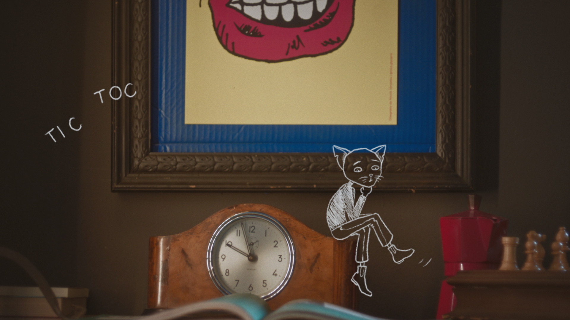 Still of the short film Beyond the hill. Locandina del cortometraggio Oltre la collina di Andrea Maddalena Bernardi. prodotto da Officine IED e distribuito da ShortsFit. ShortsFit Distribution. ShortsFit Distribucion. Shortfits. Casa di distribuzione di cortometraggi. Cinema Italiano. Commedia italiana. Great short films.