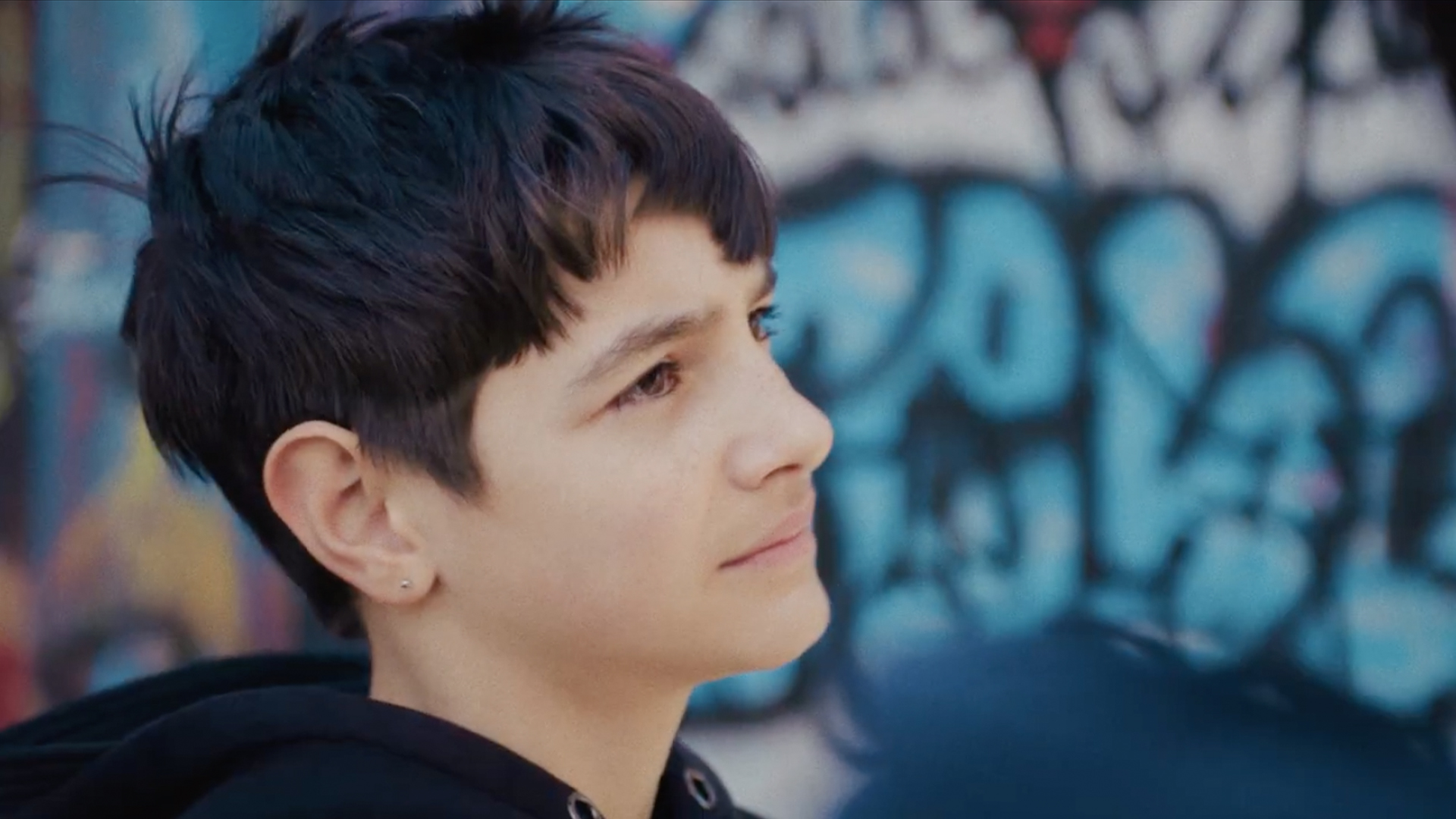 Still of the short film 'Teensway' by Gabriel Ferraris, produced by Le Moscerine APS - ETS, distributed by ShortsFit.